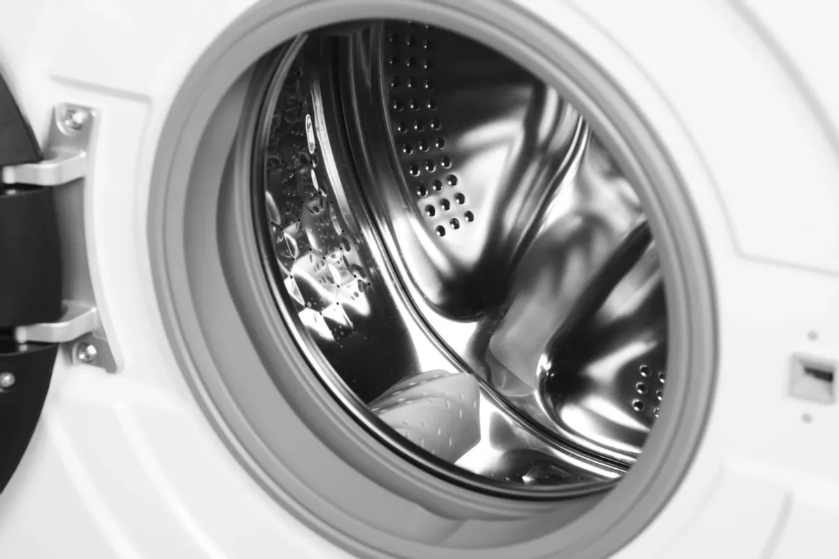 Стиральная машина Hyundai WME8212 — ракурс 8