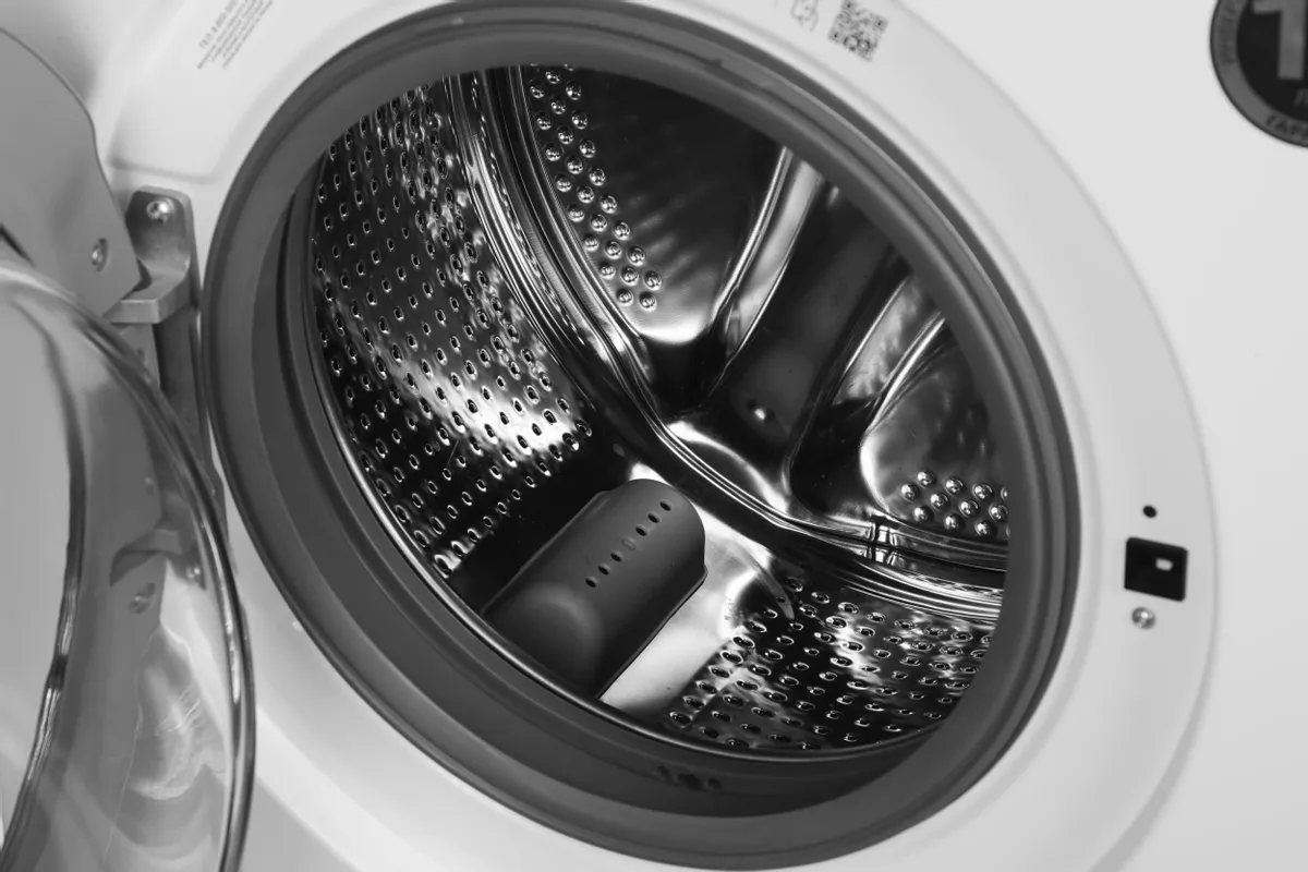 Стиральная машина BEKO WSRE 7612 XAWI — ракурс 5