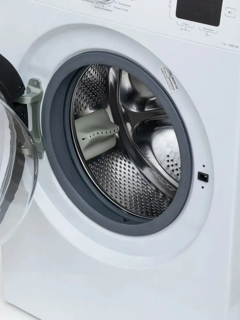 Стиральная машина INDESIT ILS3 71091 — ракурс 4