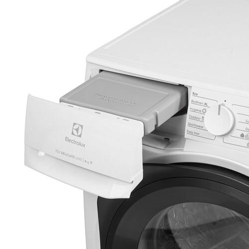 Сушильная машина Electrolux EW7D385UCE белый