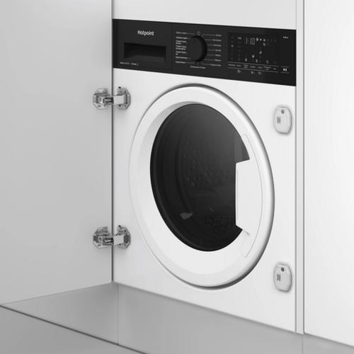 Встраиваемая стирально-сушильная машина Hotpoint WDBIH 8490 VWB