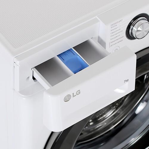 Стиральная машина LG F2V3HS6W белый